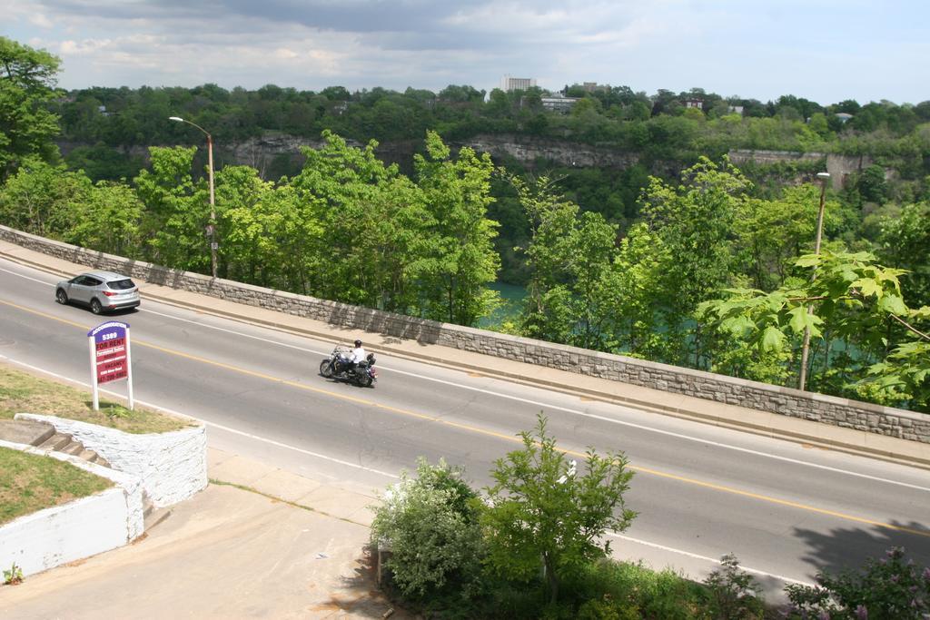Niagara Classic Inn Екстериор снимка