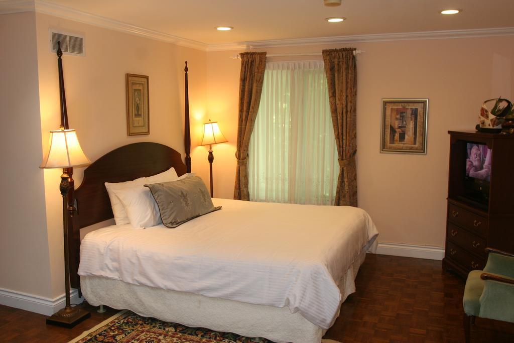 Niagara Classic Inn Екстериор снимка